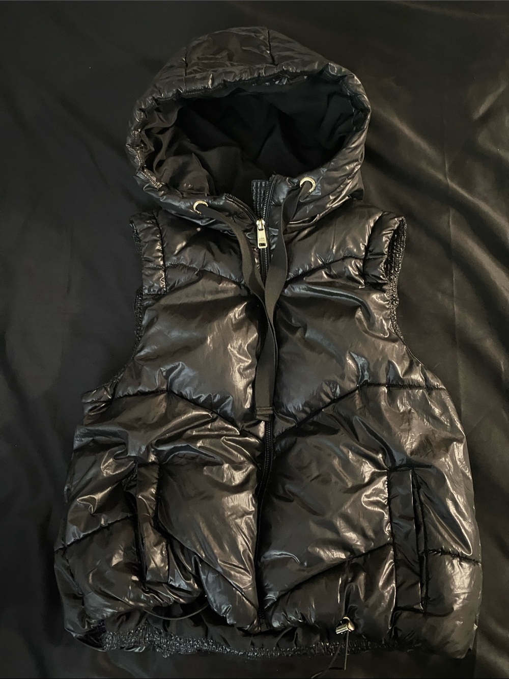 Love & Sports Black Hooded Puffer Vest (Large